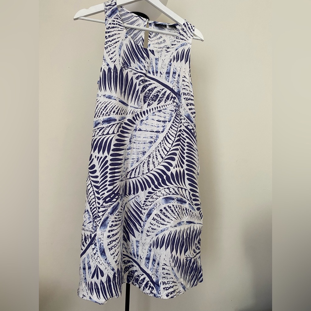 Tahari women’s Navy and White Leaf-Print Coverup Dress size S